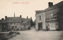 Vautorte * Place Centrale Du Village * Hôtel LHUISSIER * Villageois - Autres & Non Classés