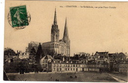 Chartres La Cathedrale Prise Place Chatelet - Chartres