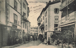 Castellane * Rue Nationale * Commerces Magasins Villageois - Castellane