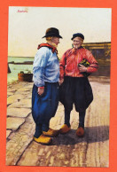 05042 ● MARKEN Noord-Holland Vissers Traditionele Klederdracht Pêcheurs Costume Traditionnel 1910s Serie 114 N° 2351 - Marken