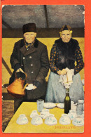 05052 ● LEEUWARDEN 17-08-1912 Man En Vrouw Van Traditionele FRIESLAND-klederdracht  à DEVREZ Asnières - Leeuwarden