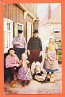 05083 ● Ethnic Nederlandse Familie Klederdracht Famille Neerlandaise Costume Traditionnel 1910s Nederland Niederlande - Autres & Non Classés