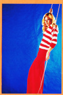 05238 ● SYLVIE VARTAN 1970s Balançoire Période Rouge Photographie Sur Papier Photo 10x15cm - Sänger Und Musikanten