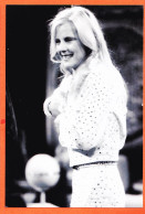 05237 ● SYLVIE VARTAN 1980s Photographie Sur Papier Fujifilm 10x15cm - Cantantes Y Músicos