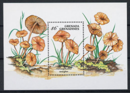 Grenada/ Grenadinen Block 299 Postfrisch Pilze #HF491 - Anguilla (1968-...)