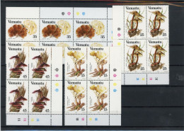 Vanuatu Achterbogen 670-673 ZS/ZW Postfrisch Pilze #JO652 - Vanuatu (1980-...)
