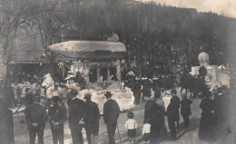 GRASSE (Alpes-Maritimes) - Carnaval 1911 - Cavalcade, Chars, Attelages De Chevaux - Carte-Photo, écrit (2 Scans) - Grasse