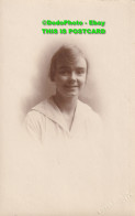 R455639 Woman. Portrait. Old Photography. Postcard. Edith L. Barlow. Leek - Welt