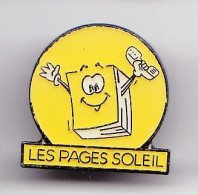 Pin's Les Pages Soleil Annuaire Téléphonique Réf 5058 - France Telecom