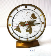 E2 Horloge De Table Vintage De Kundo - Allemagne 1960 - Wandklokken