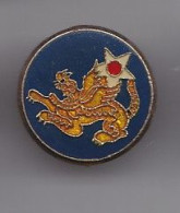 Pin's Dragon  Réf 4986 - Tiere