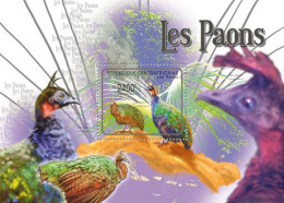 ( 250 13) - 2011- CENTRAL AFRICAN - PEACOCKS                1V  MNH** - Pavos Reales