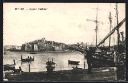 AK Malta, Grand Harbour, Blick Vom Hafen Zur Festung  - Malte