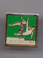 Pin's Savigny Gym  Cheval D'Arçon Réf 4418 - Gymnastiek
