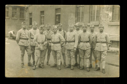 Carte Photo Militaire Avec Soldats Français Du 23eme Regiment Coblence Allemagne 02 06 1925 ( Format 9cm X 14cm ) - Regiments