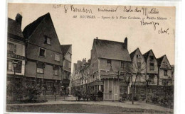 BOURGES SQUARE DE LA PLACE GORDAINE COMMERCES ANIMEE - Bourges