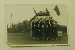 Germany-People Near Flags And Banners Kienitz(Oder) - Lieux