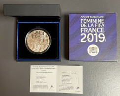 Beau Coffret 10€ BE, 2019. CDM Féminine FIFA, France 2019, "Gardienne De But" - Frankreich