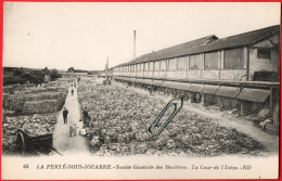 F1994  CPA LA FERTE-SOUS-JOUARRE (Seine Et Marne) Société Générale Des Meulières - La Cour De L'Usine - La Ferte Sous Jouarre