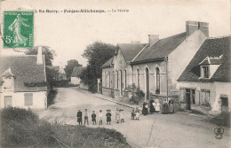 Fargès Allichamps * Place Et La Mairie * Villageois - Otros & Sin Clasificación