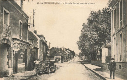 La Guerche * Grande Rue Et Route De Nevers * Automobile Voiture Ancienne * Commerce Magasin BLOCHET - La Guerche Sur L'Aubois