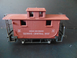 Fourgon De Queue 7306D " Illinois Central " AHM - Toy Memorabilia