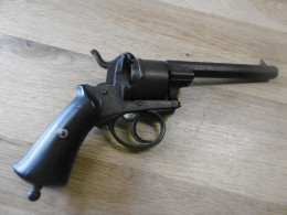 Revolver Ancien A Broche - Armas De Colección