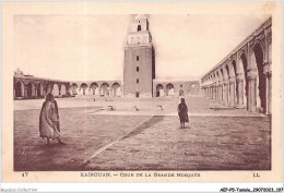 AEPP5-TUNISIE-0466 - KAIROUAN - COUR DE LA GRANDE MOSQUEE - Tunisia