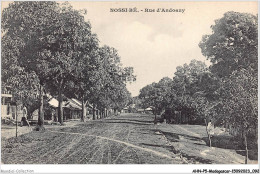 AHNP5-0550 - AFRIQUE - MADAGASCAR - NOSSI-BE - Rue D'andoany - Madagaskar