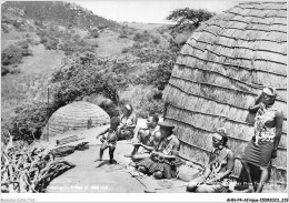 AHNP4-0499 - AFRIQUE - Natives In Valley Of 1000 Hill - Afrique Du Sud