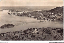 AHNP4-0451 - AFRIQUE - BANGUI - Vue Sur Le Rocher De L'artillerie Et La Ville - Repubblica Centroafricana