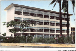 AHNP3-0304 - AFRIQUE - CAMEROUN - DOUALA - Bâtiment Du Nouveau Lycée - Kamerun