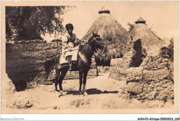 AHNP2-0212 - AFRIQUE - MALI - Chez Les Foulbés à Ngaoundére - Mali