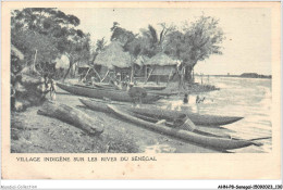 AHNP8-0922 - AFRIQUE - SENEGAL- Village Indigène Sur Les Rives Du Sénégal  - Sénégal