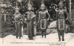 4V4Sb   Cambodge Pnom Penh Danseuses Favorites Du Roi - Cambodge