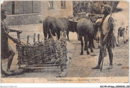 AICP5-AFRIQUE-0583 - MISSIONS D'AFRIQUE - Un Attelage Indigène - Vendue En Etat - Zonder Classificatie