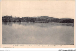 AICP5-AFRIQUE-0562 - HAUTE-SANGA - La Kadeï à Son Arrivée à NOLA - Centraal-Afrikaanse Republiek