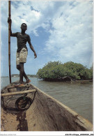 AICP9-AFRIQUE-1066 - AFRIQUE EN COULEURS - Jeune Homme En Pirogue - Non Classificati