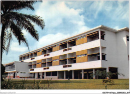 AICP9-AFRIQUE-1046 - YAOUNDE - L'hôtel Terminus - Kameroen