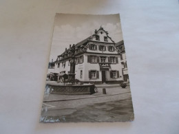 OFFENBURG ( ALLEMAGNE GERMANY ) DIE PFORTE ZUM SCHWARZWALD EINHORNAPOTHEKE MIT NEPTUN BRUNNEN - Offenburg