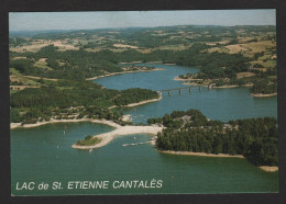 Lac De St-ETIENNE-CANTALES (15 Cantal) Presqu'île Du PUECH Des OUILHES, Vue Aérienne Des Plages Et Du Port - Other & Unclassified