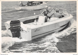 Bateau Hors Bord - Coque LARSON - Moteur MERCURY - Cpsm GF1972 ( ͡♥ ͜ʖ ͡♥) ♥ - Autres & Non Classés