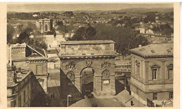 34  MONTPELLIER  VUE DENSEMBLE DE L ARC DE TRIOMPHE ET DU PEYRON  1942 - Montpellier