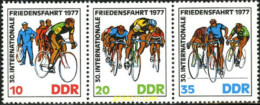 144041 MNH ALEMANIA DEMOCRATICA 1977 30 CARRERA CICLISTA INTERNACIONAL DE LA PAZ. VARSOVIA-BERLIN-PRAGA. - Ungebraucht