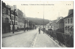 92 Sevres - L'entree  Du  Parc Et L'avenue Des Belles Vues - Sevres