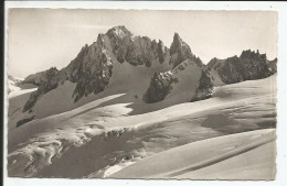 Massif Du Mont Blanc L'Aiguille Du Tour Et Glacier Du Tour     1960    N° 32 - Chamonix-Mont-Blanc