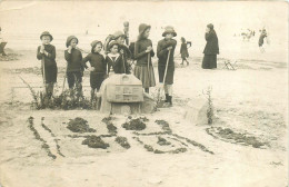 140524B - CARTE PHOTO JEU DE PLAGE - Château De Sable Concours Enfant Villa Pelle - Other & Unclassified