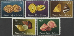 Papua New Guinea 1981 SG421-425 Land Snail Shells Set MLH - Papouasie-Nouvelle-Guinée