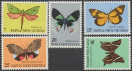 Papua New Guinea 1979 SG371-375 Moths Set MNH - Papua-Neuguinea