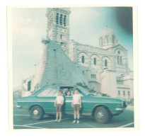 Photo Automobile , Audi ? Devant Notre-Dame De La Garde, Marseille - Automobile